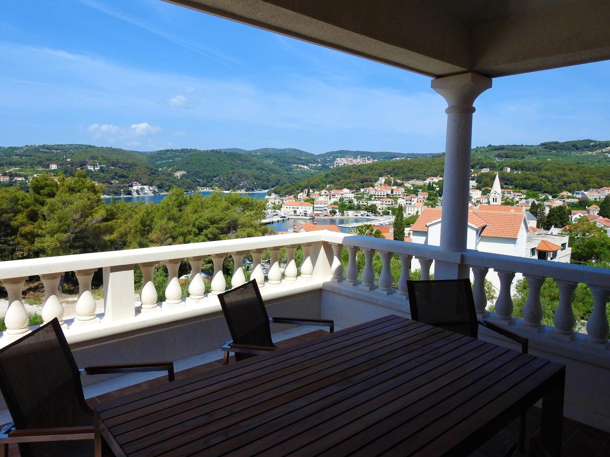 Apartments Villa Barbara Sumartin Luaran gambar
