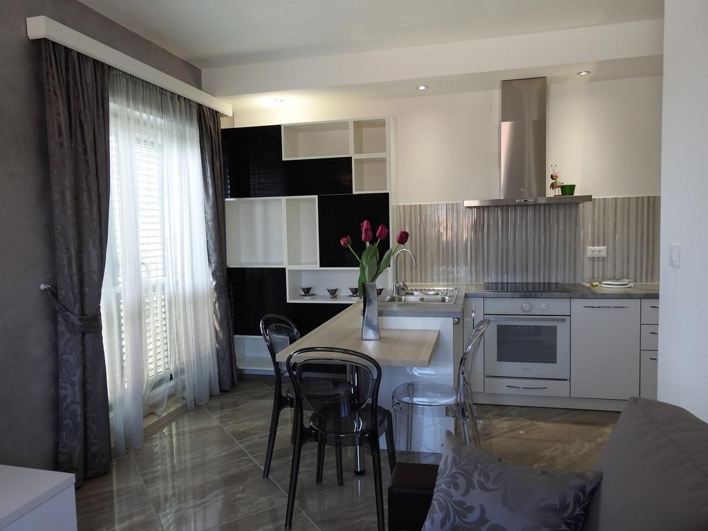 Apartments Villa Barbara Sumartin Luaran gambar